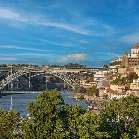 Land Roots Riverside Appartamento