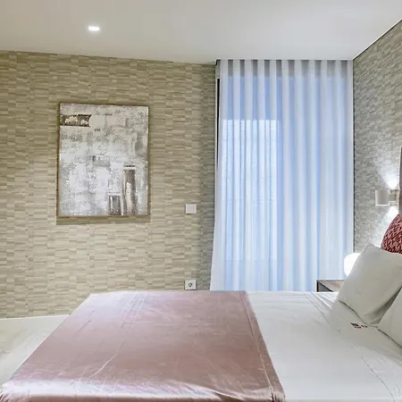 Апартаменты Land Roots Riverside *